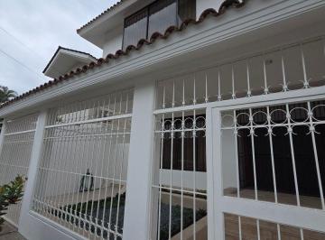 Casa de 5 habitaciones, Guayaquil · Casa con 478 m², 5 Habitaciones y Piscina en Venta en Vía a La Costa
