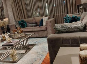 Casa de 3 habitaciones, Quito · Venta Casa en Conjunto, Calle Chimborazo Cumbaya