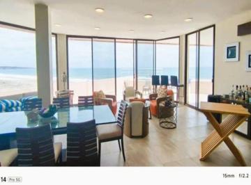 Casa · 300m² · 3 Habitaciones · Casa con 800 m² de Terreno y 3 Recámaras en Venta en Punta Carnero