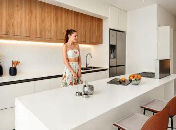 Departamento de 3 habitaciones, Cuenca · Penthouse en Venta en Cuenca por Estrenar, en La Av Paucarbamba.
