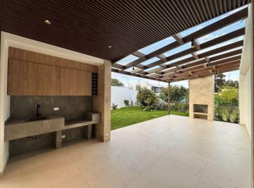 Casa de 3 habitaciones, Quito · Casa en Venta en Tumbaco por Estrenar