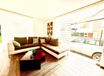 Casa de 2 habitaciones, Cuenca · Casa en Venta en $80.000 en La Av del Migrante Amoblada