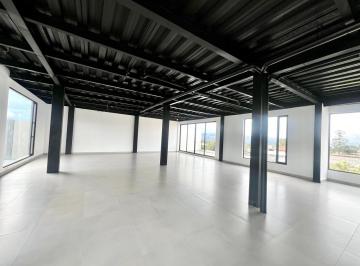 Local comercial · 310m² · Mv - Sector Puembo en Renta Local Comercial