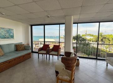 Departamento de 3 habitaciones, Salinas · Departamento de 110 m² con 3 Habitaciones en Venta en Chipipe