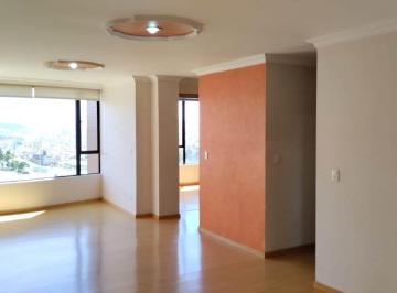 Departamento de 3 habitaciones, Quito · Venta Funcional Departamento 91 m², 3d, 2 1/2 B, 1 Parqueadero, Edificio 06 de Diciembre Los Fresno