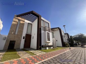 Casa · 147ha · 3 Habitaciones · 2 Estacionamientos · Casa en Venta Manta Tennis, Casi Nueva, Privada Barbasquillo - Sb