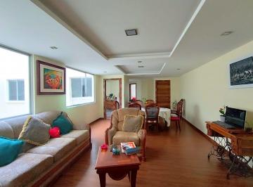 Departamento de 2 habitaciones, Quito · Se Vende Departamento de 2 Dorm., Edif. Jardin Cucardas (San Isidro del Inca)