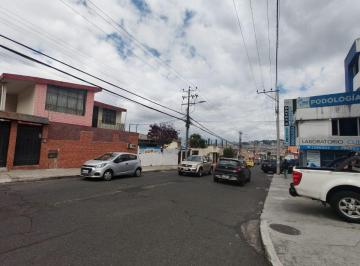 Casa de 2 habitaciones, Quito · Oficinas y Consultorios de Renta Sector Norte