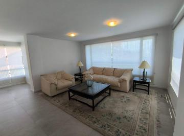 Departamento de 3 habitaciones, Quito · Departamento Amoblado