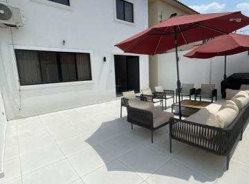 Casa de 3 habitaciones, Guayaquil · Casa de Dos Pisos en Venta / Alquiler – Vía Al Sol, Vía a La Costa