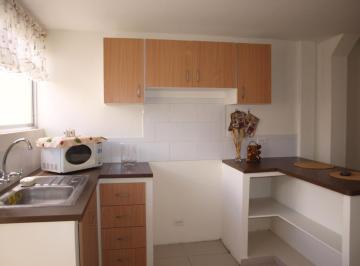 Casa · 109m² · 3 Habitaciones · 1 Estacionamiento · Venta Casa Vip 109 m² Sector San Martín - Sur de Quito