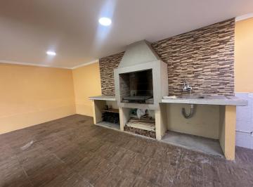 Casa · 312m² · 3 Habitaciones · 4 Estacionamientos · Venta de Casa Sector La Ofelia - Sector Comercial