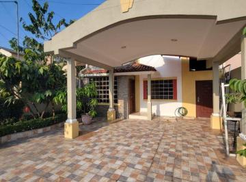 Casa de 3 habitaciones, Daule · Hermosa Casa en Venta Ubicada en Villa Club - Etapa Aura