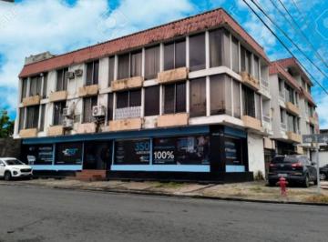 Departamento de 4 habitaciones, Guayaquil · Venta Departamento Barrio Centenario