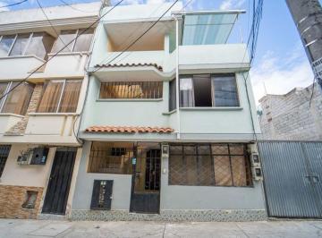 Casa de 9 habitaciones Venta USD 85.000 · Casa Rentera en Venta – Calderón
