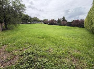 Terreno / Lote · 1300m² · Terreno en Venta en Cumbaya Urb. Meneses Pallares