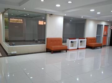 Local comercial · 50m² · Local Comercial – Cumbayá (Calle Principal) a Pasos de La Universidad San Francisco Pr