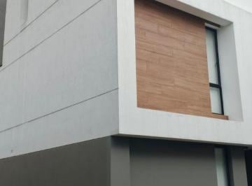 Casa de 4 habitaciones, Quito · Espectacular Casa en Conjunto Cerrado