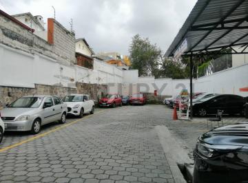 Terreno / Lote · 480m² · En Venta Terreno Para Edifico de 8 Pisos Av Cordero y Seis de Diciembre