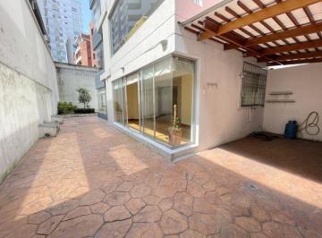 Suite de 1 habitación, Quito · Suite de Venta en El Sector Gonzalez de 61 m con Patio Amplio Privado