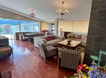 Departamento de 3 habitaciones, Quito · Hermoso Pent House de Venta