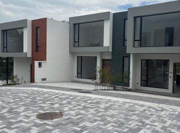 Casa · 116m² · 3 Habitaciones · 2 Estacionamientos · Hermosas Casas por Estrenar de 3 Dorm. en Proyecto - Pr