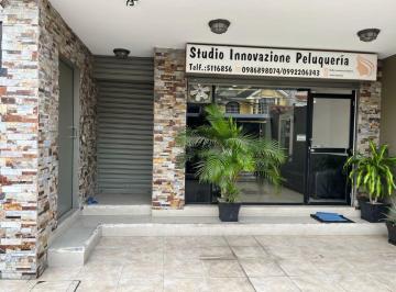 Oficina comercial , Guayaquil · Alquilo Local Comercial en La Garzota de 35 m² a Media Cuadra del Tuti