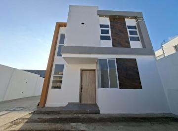 Terreno / Lote , Manta · Casa de Venta en Manta Zona Sur Los Gavilanes