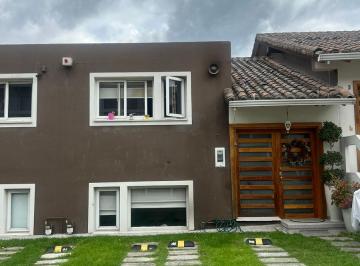 CASA · Casa Venta Cumbaya - Conjunto Cerrado