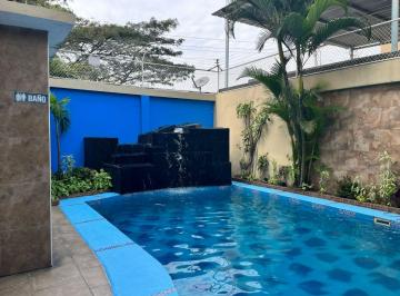 Casa de 7 habitaciones, Guayaquil · Amplia Casa en Venta – Urdenor 2 | Piscina | Suite Independiente (Wn)