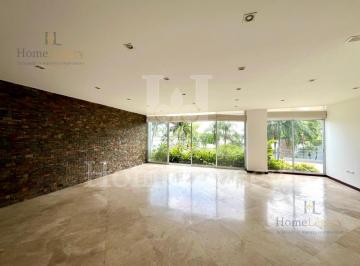 Departamento · 230m² · 3 Habitaciones · 2 Estacionamientos · Venta de Departamento en Planta Baja - Samborondón Am