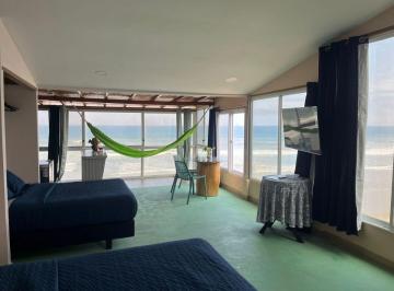 Edificio-Hotel-Fabrica de 8 habitaciones, Ruta del Sol · Casa Multifamiliar en Venta (Olón, Santa Elena)
