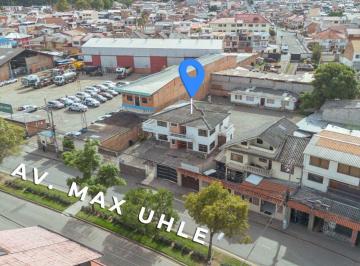 Casa de 4 habitaciones, Cuenca · Casa Comercial en Arriendo, Sector Empresa Eléctrica