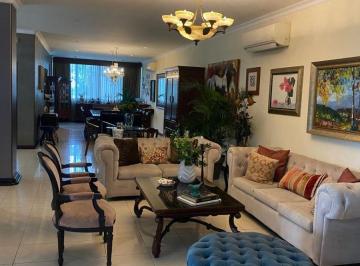 Casa de 6 habitaciones, Guayaquil · Vendo o Alquilo Casa en Las Cumbres