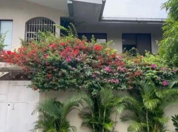 Departamento de 3 habitaciones, Guayaquil · Venta de Departamento Planta Baja de 2 Dorm. + Suite en Colinas de Los Ceibos