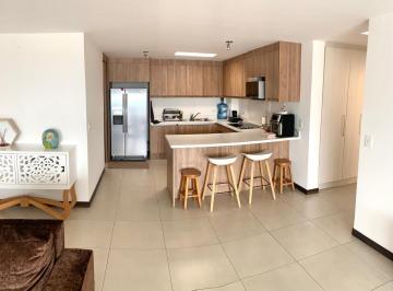 COCINA · Vendo Departamento 2 D en Tumbaco Calle Gonzales Suarez