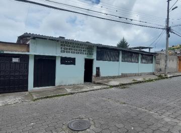 Casa de 9 habitaciones, Quito · Casa Rentera con 4 Departamentos en Cochapamba – 729 m² de Terreno, Cerca Av Occidental