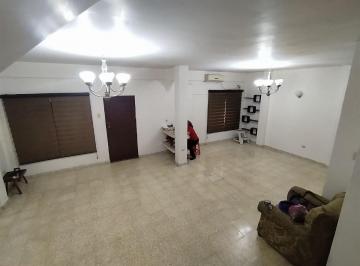 Casa · 204m² · 4 Habitaciones · 1 Estacionamiento · Casa en Venta en Cdla Huancavilca Sur Estf