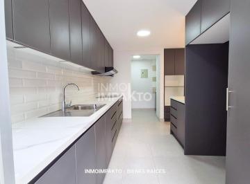 Departamento · 90m² · 2 Habitaciones · 2 Estacionamientos · Departamento en Venta Planta Baja con Patio Centro Norte de Quito La Mariscal