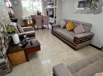Casa de 4 habitaciones, Quito · Casa Adosada en Conjunto 3 Dorm. en San Antonio de Pomasqui