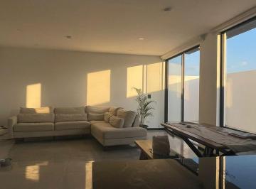 Casa · 124m² · 3 Habitaciones · 2 Estacionamientos · Inversión Segura – Casa en Venta en Conjunto Piamonte