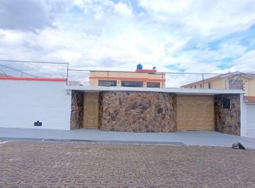 Casa de 4 habitaciones, Quito · Vendo Casa, 4 Dorm., con Jardin, Seguridad, Urb. San Francisco, Sangolqui