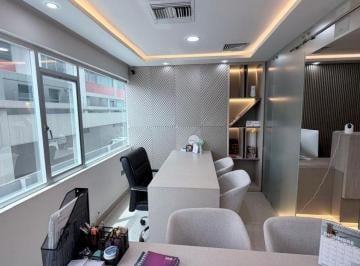 Oficina comercial , Guayaquil · Oficina Comercialen Venta y Alquiler Totalmente Amoblada de 50 m² en Samborondó