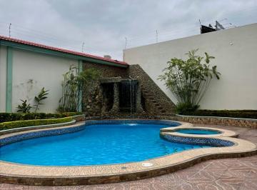 Casa de 5 habitaciones, Guayaquil · Se Alquila y Vende Amplia Casa Para Empresa - Ceibos con 10 Estacionamientos