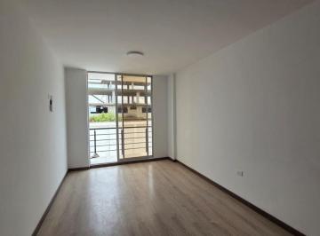 Departamento de 3 habitaciones, Quito · Departamento 3 Dorm. San Isidro del Inca