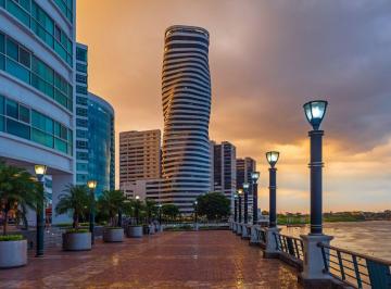 Oficina comercial , Guayaquil · Oficina en Venta en Edificio The Point, Puerto Santa Ana