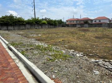 Terreno / Lote , Guayaquil · Samborondón, Vendo Terreno Esquinero Junto a Hipermarket Buijo. $1.100 El m²