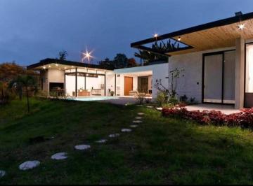 Casa de 4 habitaciones, Santa Isabel · Hermosa Quinta Vacacional en Yunguilla
