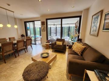 Departamento de 3 habitaciones, Guayaquil · Samborondon Km 2.5 Departamento Planta Baja en Venta