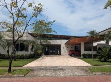 Casa de 4 habitaciones, Guayaquil · Punta Mocoli - Lujosa Mansion de 1 Planta Frente Al Rio en Venta